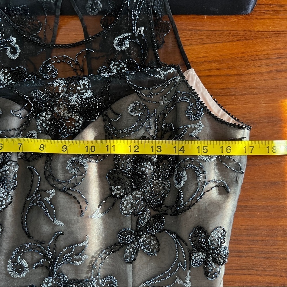 Stephen Yearick & Lillie Yubin Black silk beaded Evening gown size medium - Picture 14 of 16